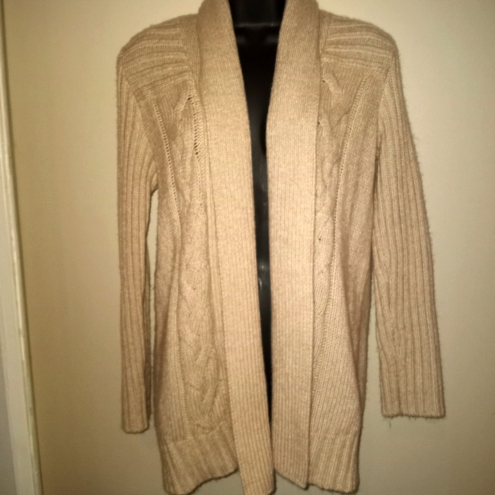 Soft Banana Republic Shrug Sweater